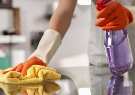 Are you hiring someone to clean your home in Spain? This is how much you should pay