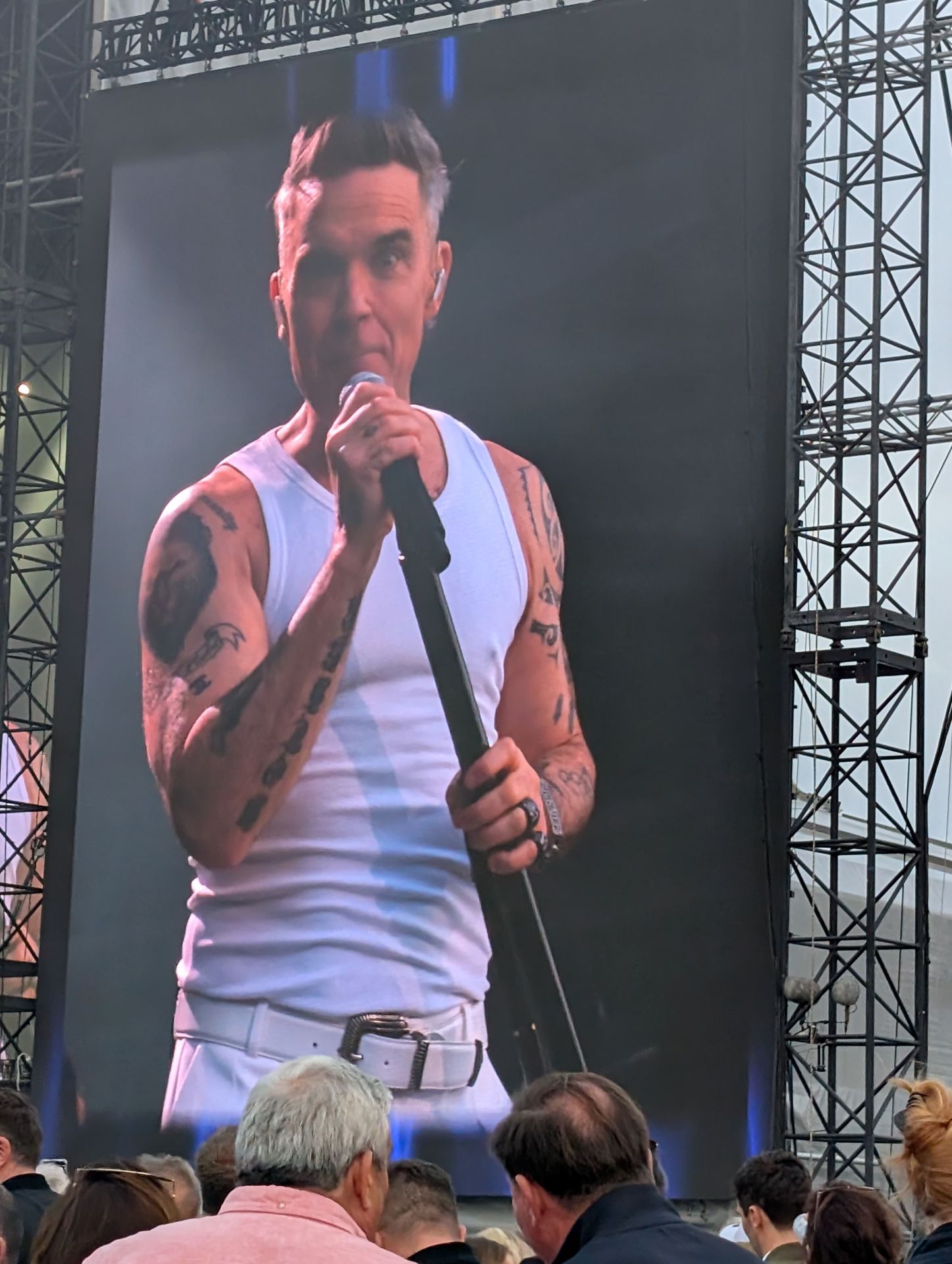 Robbie Williams&#039; exclusive concert in Malaga port, in pictures