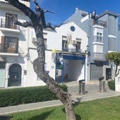 Main façade of the Local Police headquarters in Vélez-Málaga.