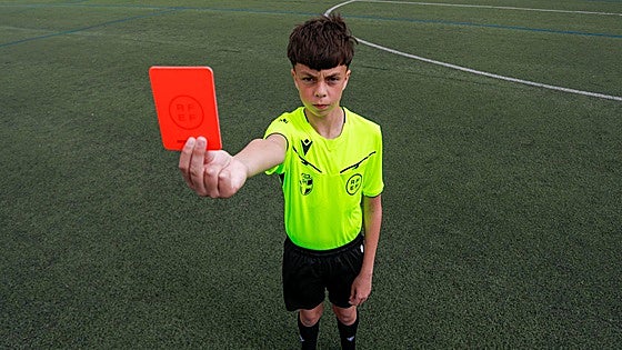 A 13-year-old football referee in Spain: 'It is my favourite thing to do, but I want to be respected'