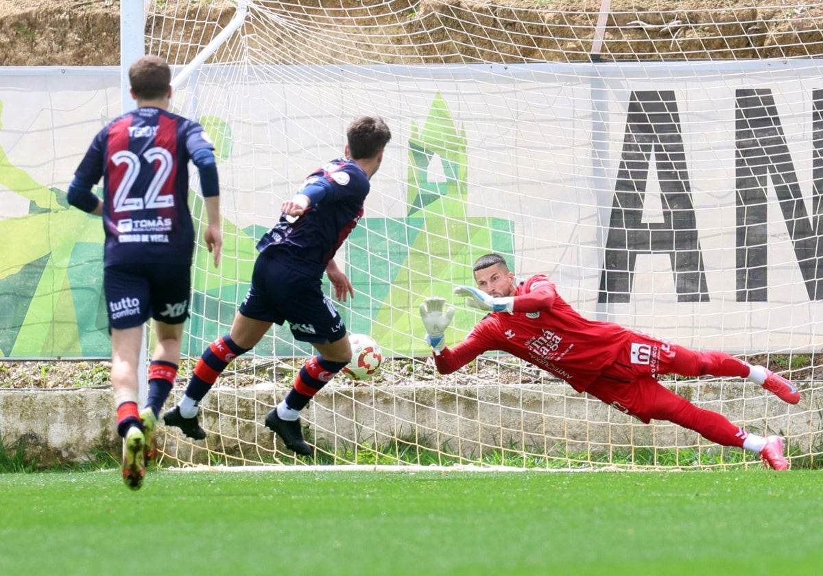 Lowly Yeclano stun Antequera CF in big blow to promotion aspirations