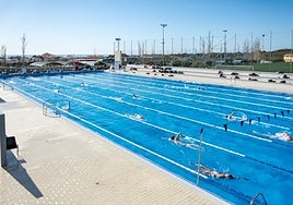 Almost 30 teams teams used the Virgen del Carmen III pool this month.