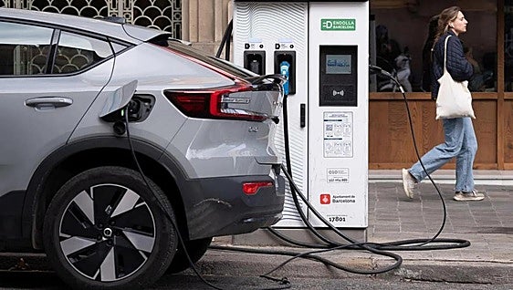 Price, status and speed of electric vehicle chargers in Spain is mapped for first time