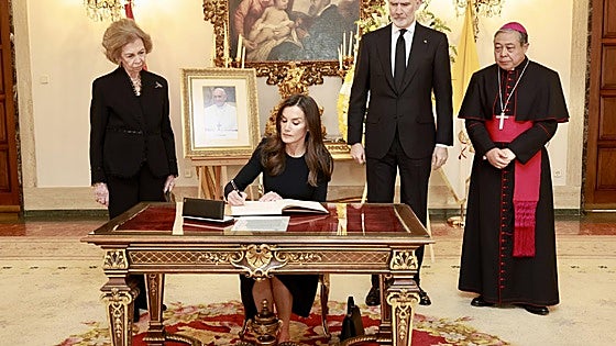 King Felipe and Queen Letizia to lead Spanish delegation at Pope's funeral