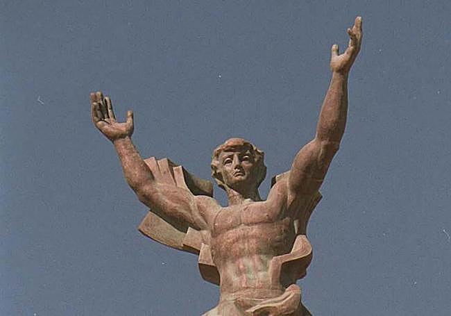 Tsereteli's sculpture in Puerto Banús.