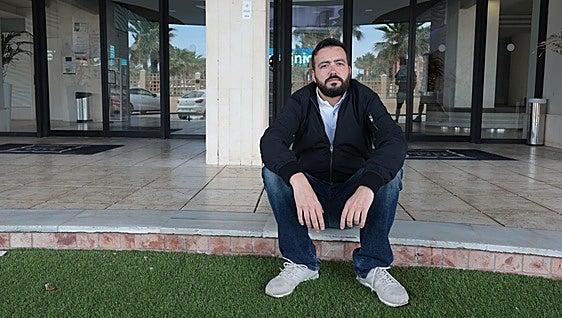 Miracle amid Spain's blackout: '061 told me how to perform CPR on a newborn baby over the phone... and I saved him'