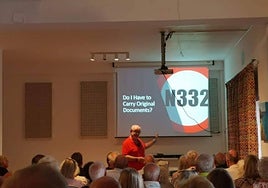 N-332 representative Mark Nolan giving an informative talk in Torrevieja about Spanish traffic regulations.