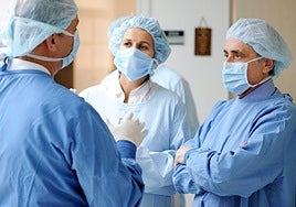 The tenor Josep Carreras, on the right, one of the driving forces behind Spain's national marrow donor register.