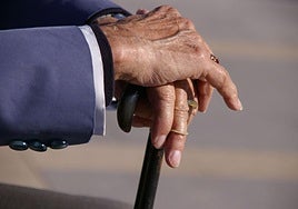 Why do some pensioners from a particular work sector in Spain receive almost 2,900 euros a month?