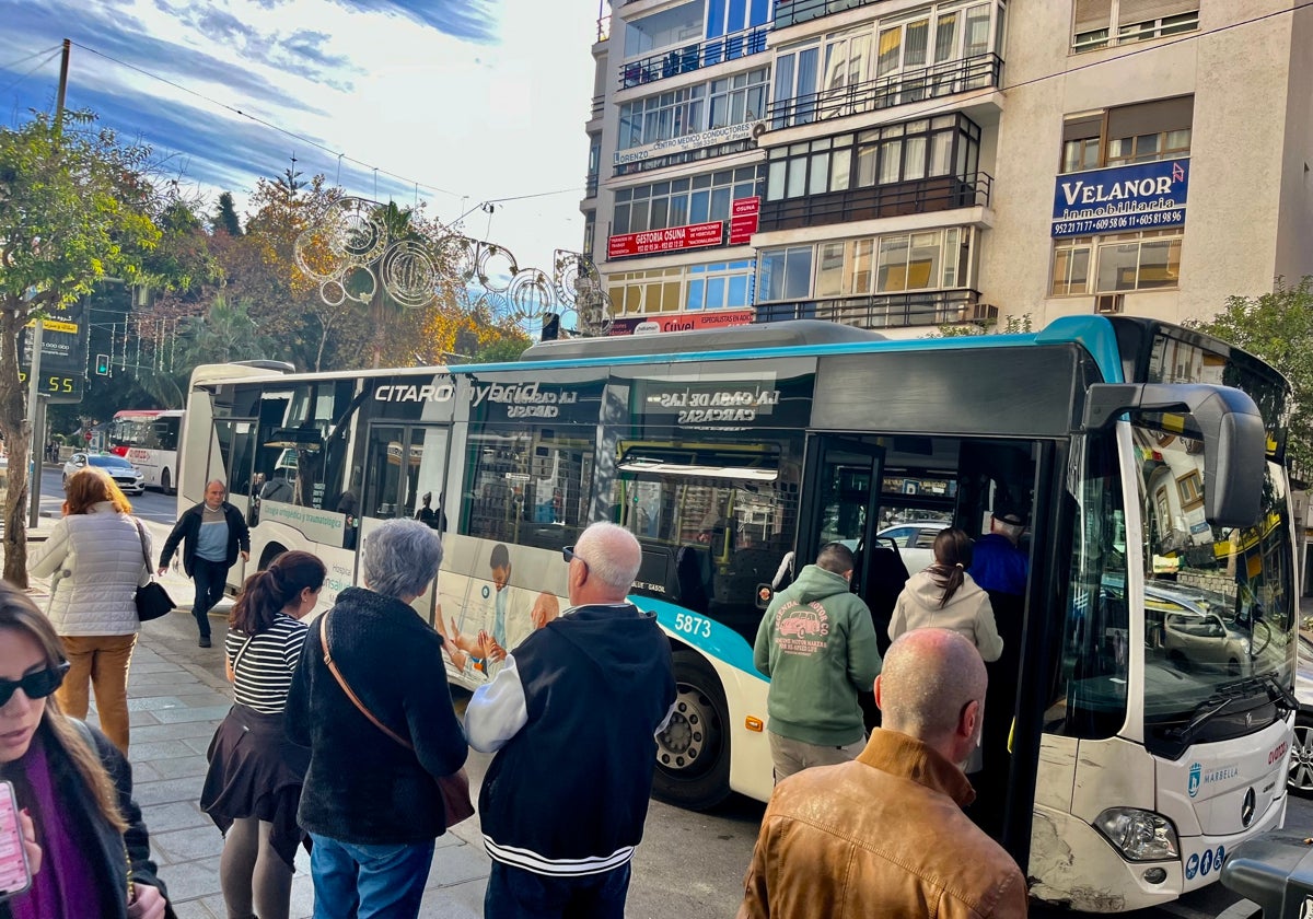 Marbella renews free bus passes for residents for two more years