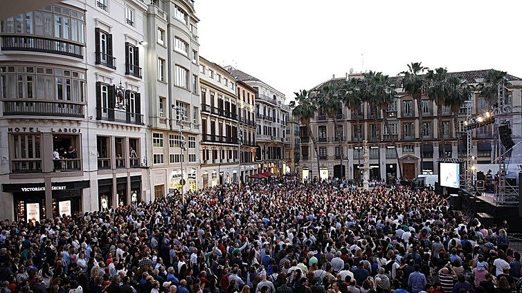 This is the programme for Malaga's 2025 Noche en Blanco: a night of music, theatre and art