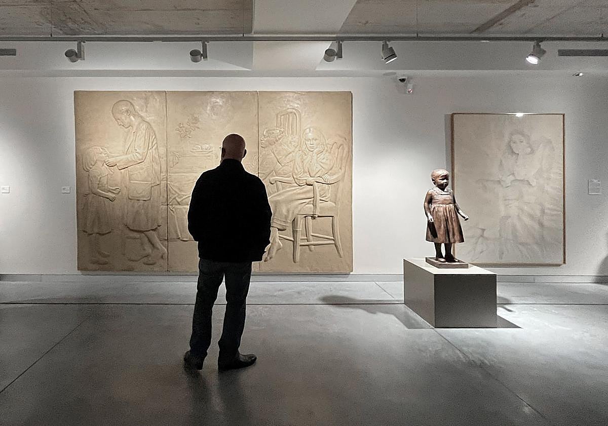 Imagen principal - Costa Press Club members advised to 'watch this space'