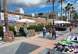 Benalmádena seafront promenade.