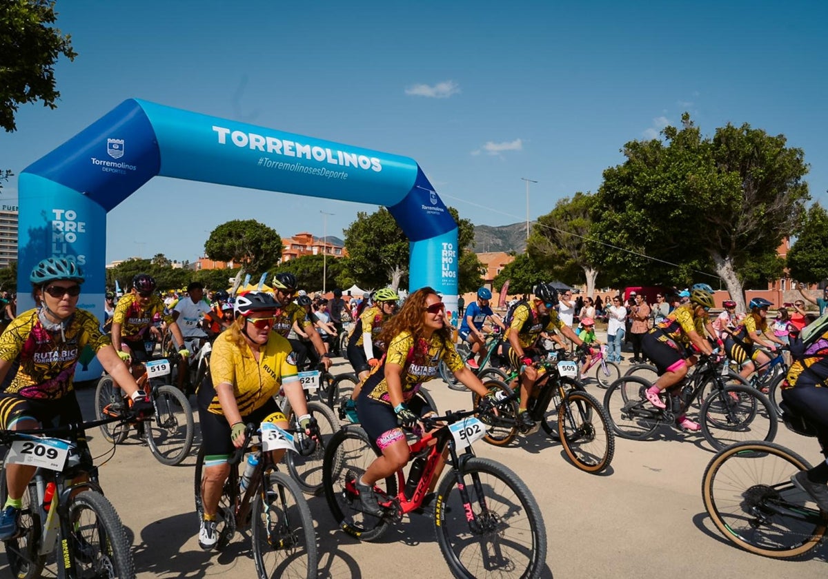 Hundreds of cyclists saddle up in Torremolinos for healthy lifestyle event