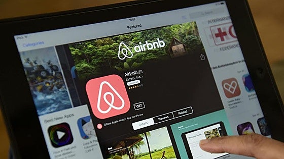 Spanish government blocks 66,000 illegal ads for holiday flats advertised by Airbnb