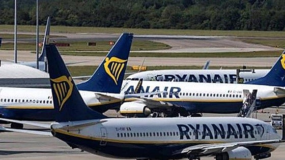 Family's flight to Spain gets cancelled and Ryanair asks them to go to the airport every morning until they get a seat on a plane