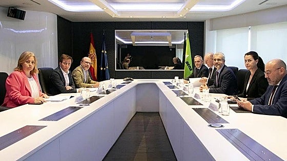Madrid and airport operator Aena agree to carry out census of homeless people who sleep in Barajas Airport