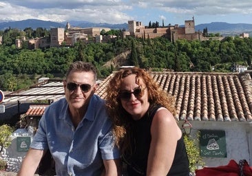 Juan and Yolanda at the San Nicolás viewpoint shortly before the tragic event.