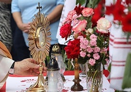 Benalmádena to decorate its streets to celebrate Corpus Christi