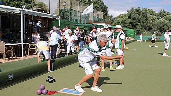 Lawn bowls champions at Lauro Golf