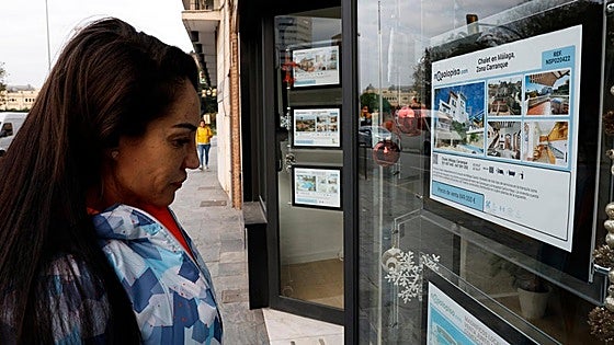 Individuals living in the capital of the Costa del Sol need to earn 32,000 euros a year in order to rent a studio flat
