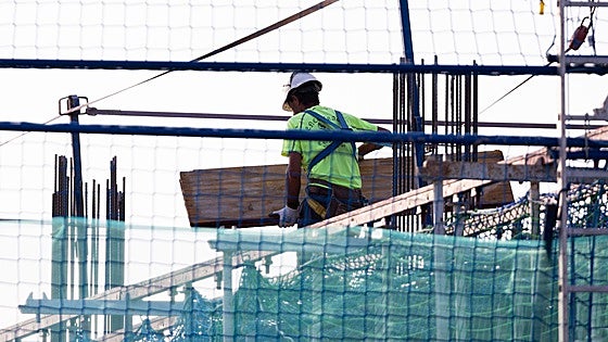 Shortage of key workers causes construction delays throughout Malaga and along the Costa del Sol