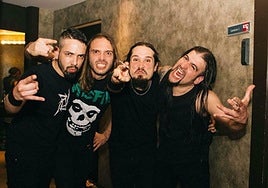 The Black Horsemen will perform a tribute to Metallica.