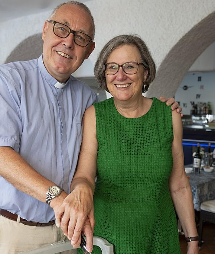 Imagen secundaria 2 - Costa del Sol church marks 50 years of service