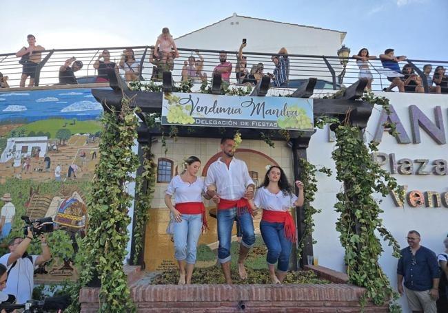 Symbolic grape treading in Manilva.