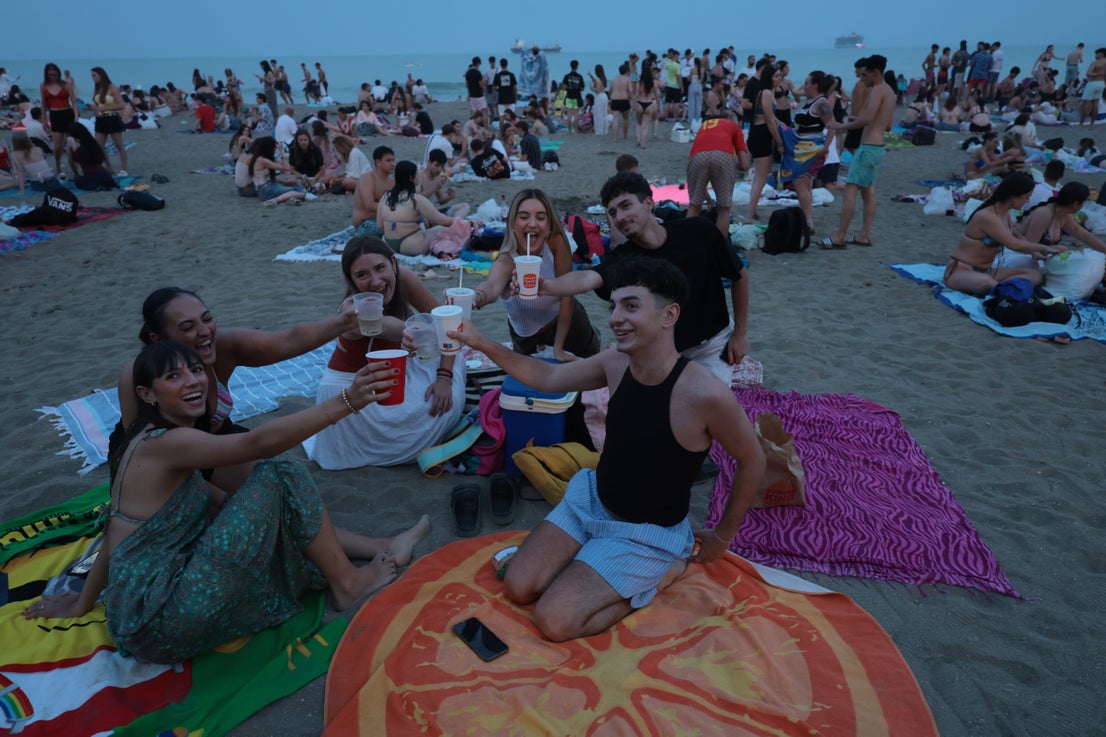 San Juan, a night on the beach - in pictures