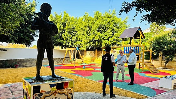 Malaga sculptor has playground named after him