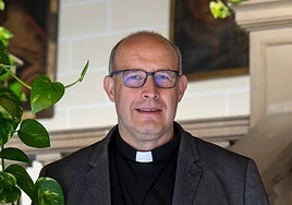 José Antonio Satué, Bishop of Teruel and Albarracín.