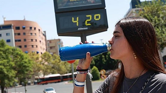 Heat stroke cases on the rise as experts warn of 'earlier, more intense and longer lasting' heatwaves