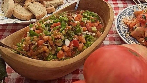 The pink Indiana tomato: the Serranía de Ronda variety known as the 'caviar of the countryside'