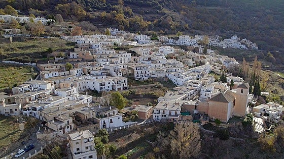 Andalucía earmarks 10 million euros to conserve the tourist and cultural heritage of villages: these are the key points