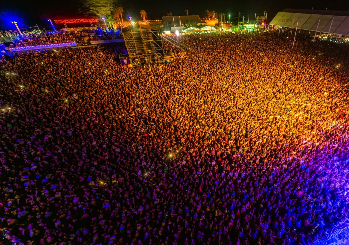 Imagen principal - Photos from the Weekend Beach festival