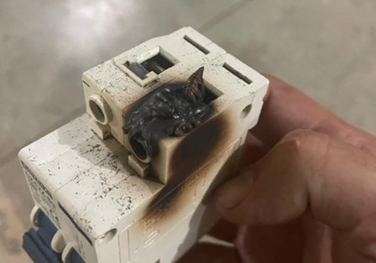 “Cheapest” solar panel system melts at Costa del Sol home