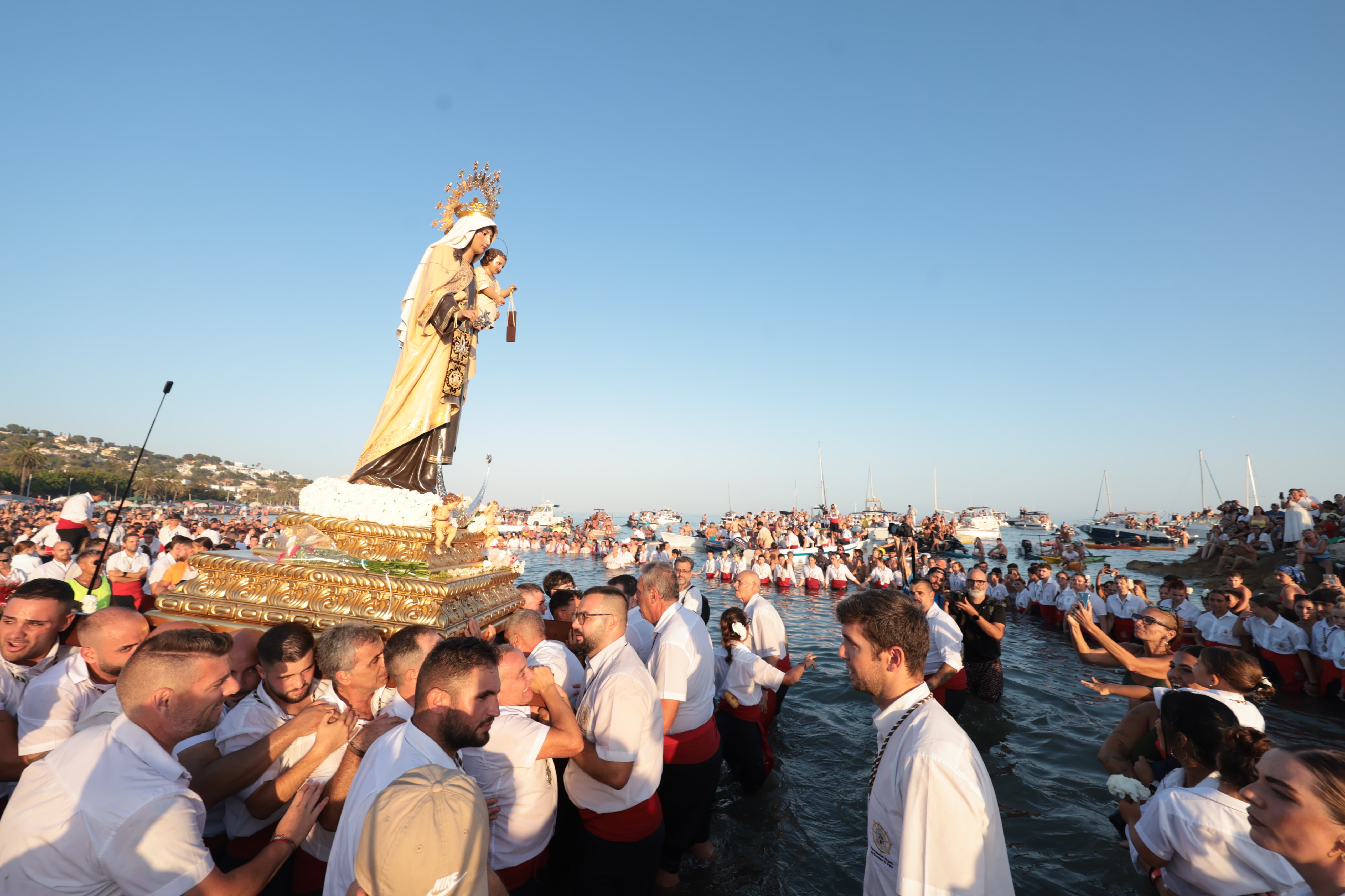 Procesión de la Virgen del Carmen en El Palo