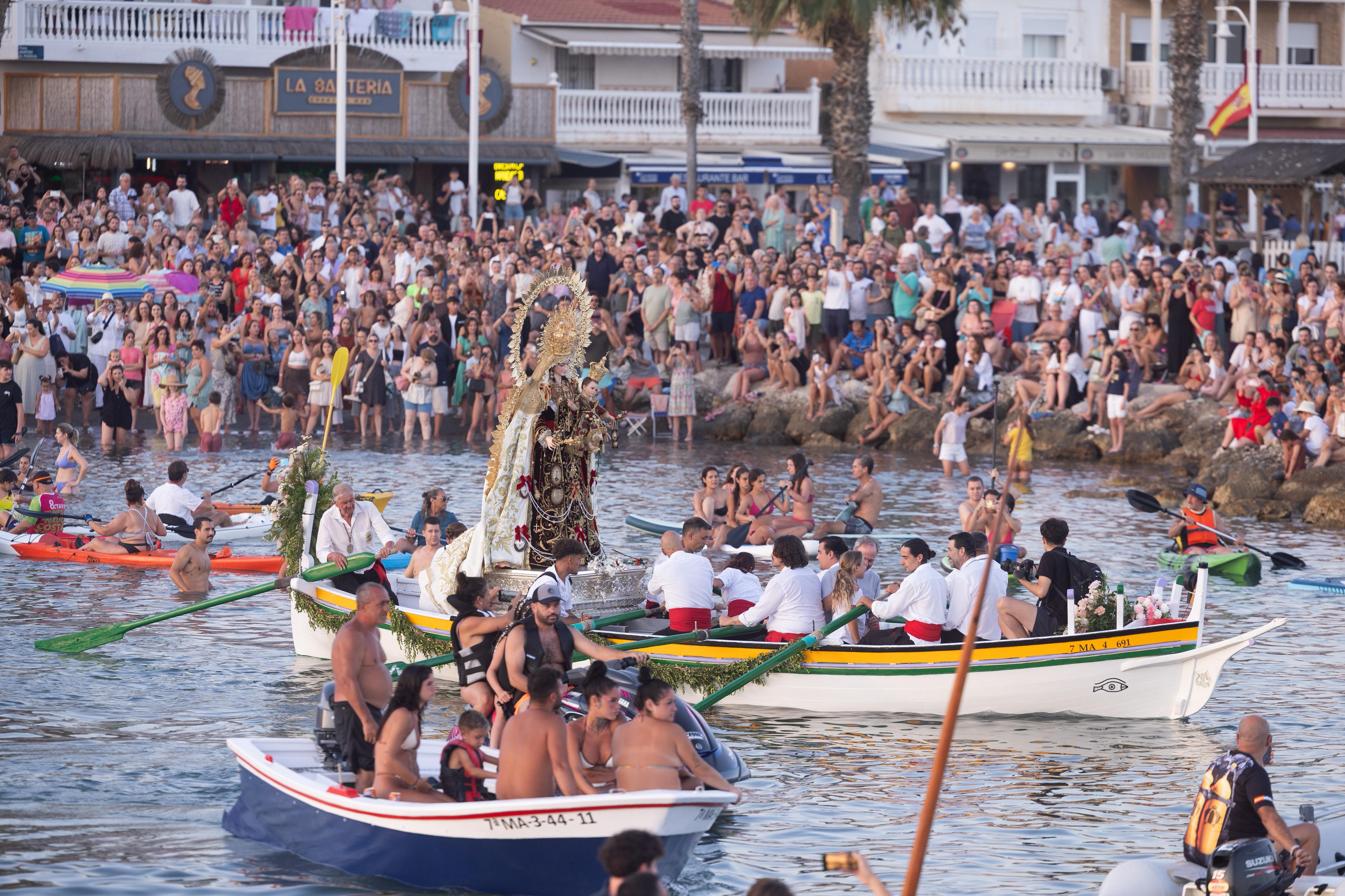 Procesión de la Virgen del Carmen en Pedregalejo.