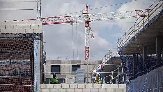 Housing construction in Malaga and main towns of province experiences slight growth in first half of 2025