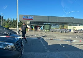 Shooting incident in supermarket car park on Costa del Sol leaves one person wounded by stray bullet