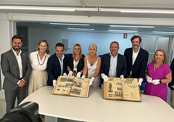 Donation of the historical collection of SUR and Ideal to the Library of Andalucía.