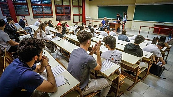 Almost 100 new degrees authorised for next academic year in Andalucía