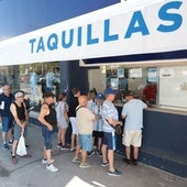 Queues of fans looking to renew from last season.
