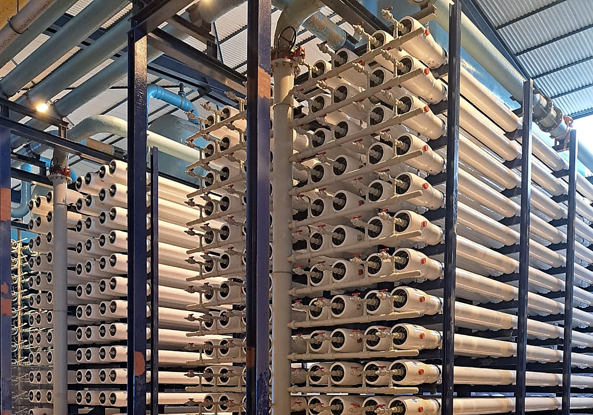 Photo of the new racks and membranes of the Marbella desalination plant.