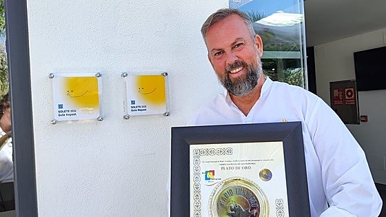 Popular Costa del Sol restaurant near 'treasure' cave renews two prestigious awards