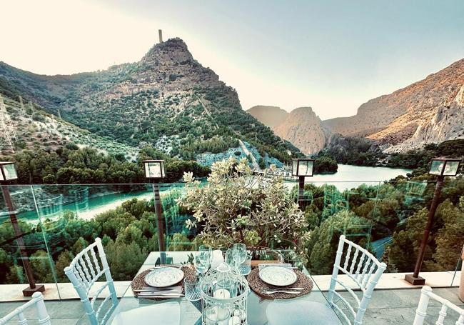 Terrace of La Garganta restaurant.