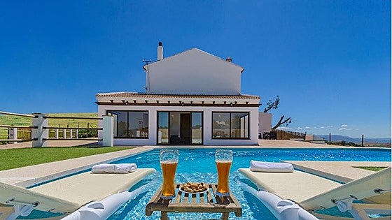 Malaga province's luxury rural holiday homes fully booked