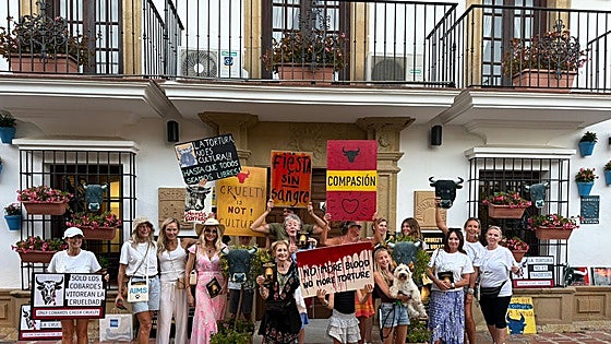 Anti-bullfight group protest against 'abhorrent torture of innocent animals' in Marbella