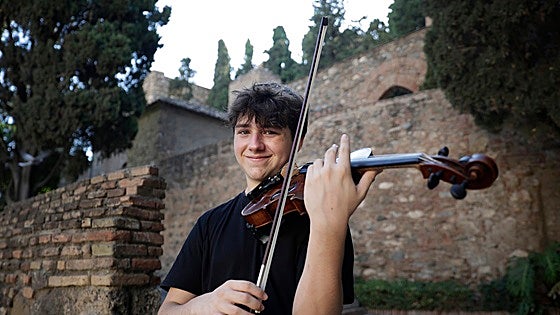 Bruno Hock: Malaga's talented 16-year-old violinist